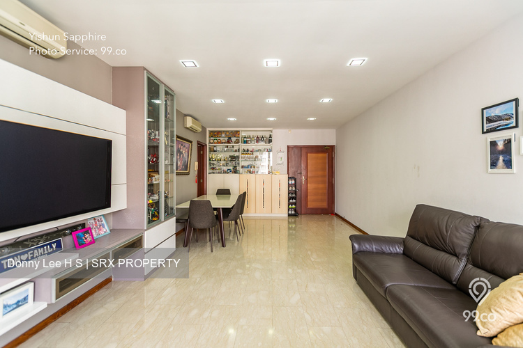 Yishun Sapphire thumbnail photo
